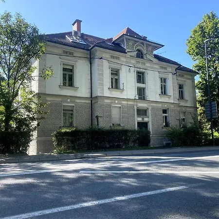 Charming 3-min Walk To Old Town - Free Parking Apartment Ljubljana