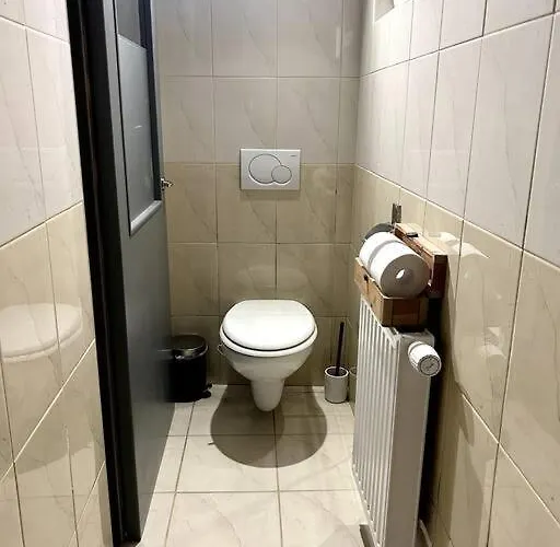 Charming 3-min Walk To Old Town - Free Parking *