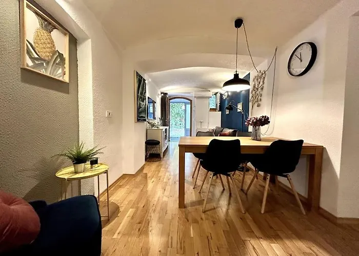 Appartement Charming 3-min Walk To Old Town - Free Parking Ljubljana
